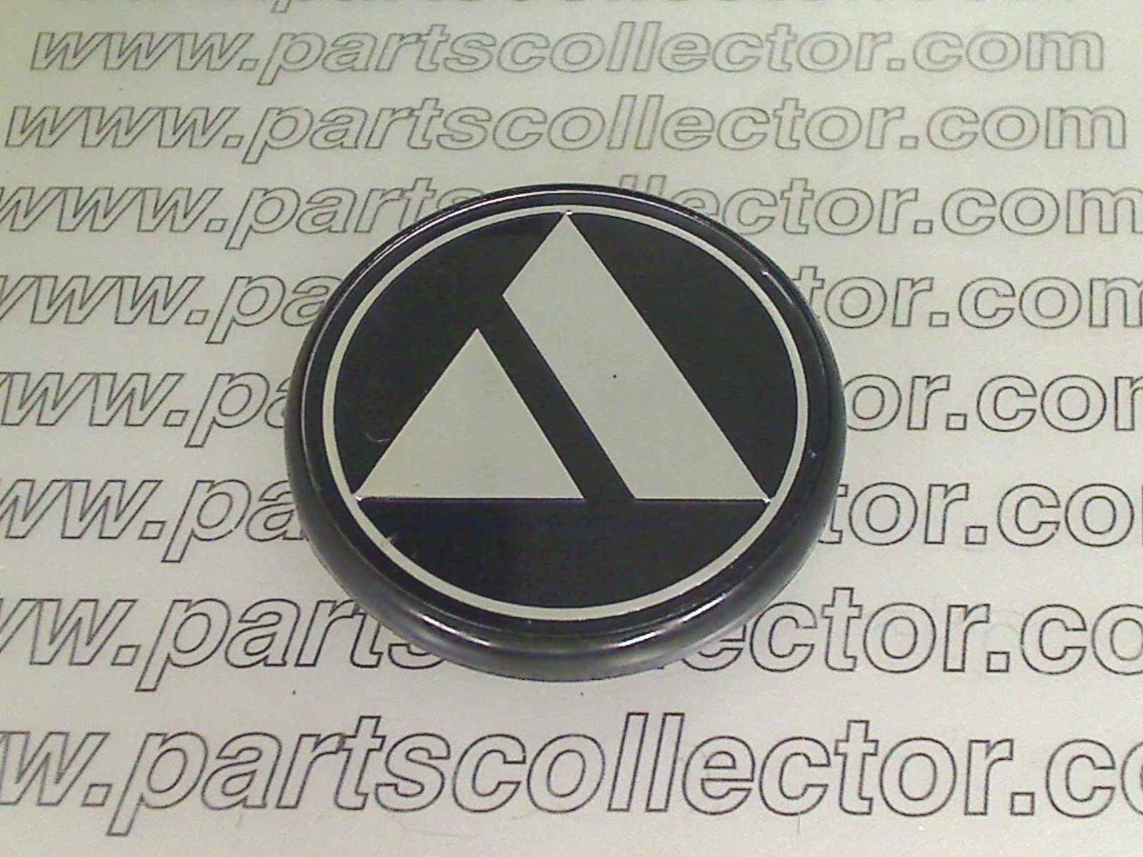 AUTOBIANCHI  Steering and Wheels code 10040 compatible with: AUTOBIANCHI A111, AUTOBIANCHI A112, AUTOBIANCHI AUTOBIANCHI, AUTOBIANCHI BIANCHINA, AUTOBIANCHI GIARDINIERA, AUTOBIANCHI PRIMULA, AUTOBIANCHI Y10